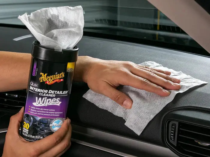 Meguiar's interieurdoekjes voor een veilige reiniging van alle oppervlakken op dashboard